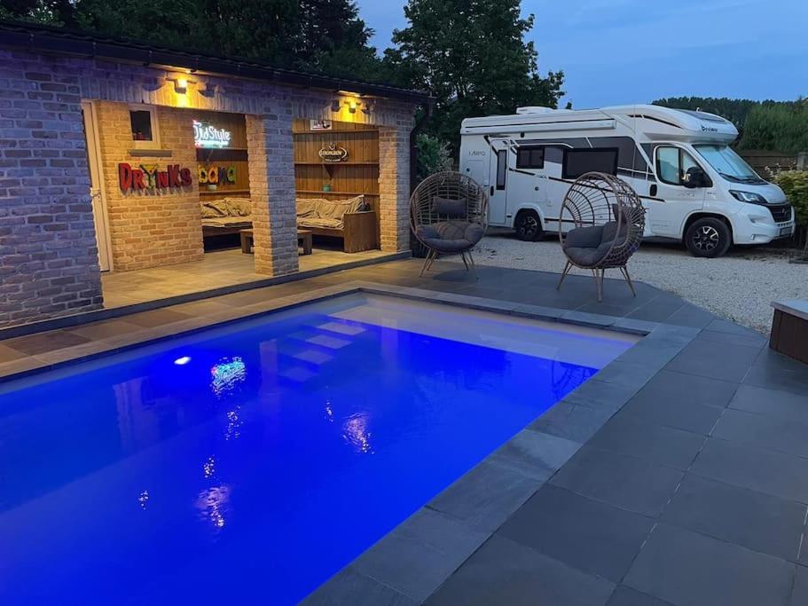 Camper Met Sauna En Zwembad In De Rand Van De Vlaamse Ardennen Haaltert Exterior foto